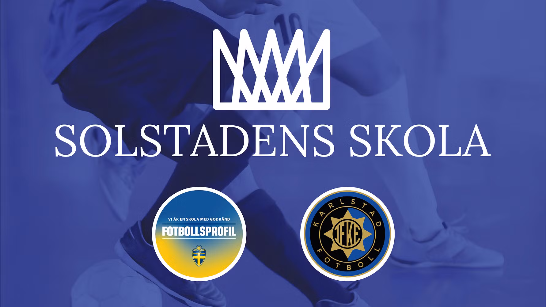 Bild med tre logotyper: Karlstad Fotbollsklubbs logotyp till vänster, Solstadens skolas logotyp i mitten, och Svenska Fotbollsförbundets logotyp till höger.