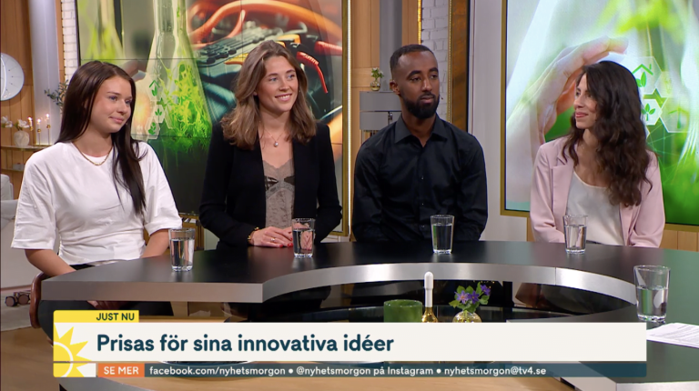 Wilma Eriksson, vd för Proalg UF, sitter i Nyhetsmorgons studio tillsammans med två kvinnor och en man.
